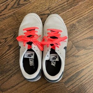 Nike Internationalist